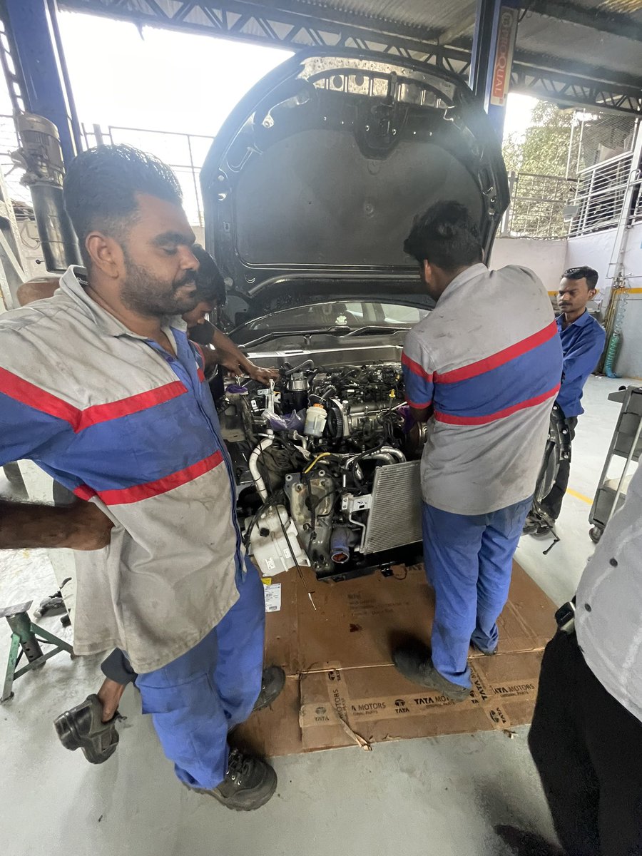 ramchikne's tweet photo. "Extremely disappointed with @TataMotors! My 6-month-old Tata Harrier suddenly stopped on the highway. It's been 10 days at the service center, and no one seems to care! My family's safety at risk. Unacceptable! #TataMotors #PoorService #SafetyFirst"
@RNTata2000 https://t.co/BxLL9LJqil