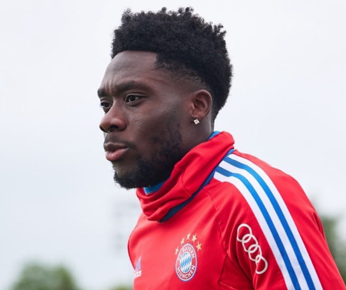 🚨🔴 EXCL — Alphonso Davies’ agent Nedal Huoseh: “There is nothing agreed or concrete with any club. Alphonso’s focus at this time is FC Bayern”.

“We will consider all our options for the future in the next months”, tells me.