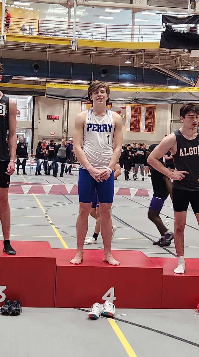 Run_PHS's tweet image. First medal of the season for Owen Myers! 4th place with a PR of 53.31 for the open 400!