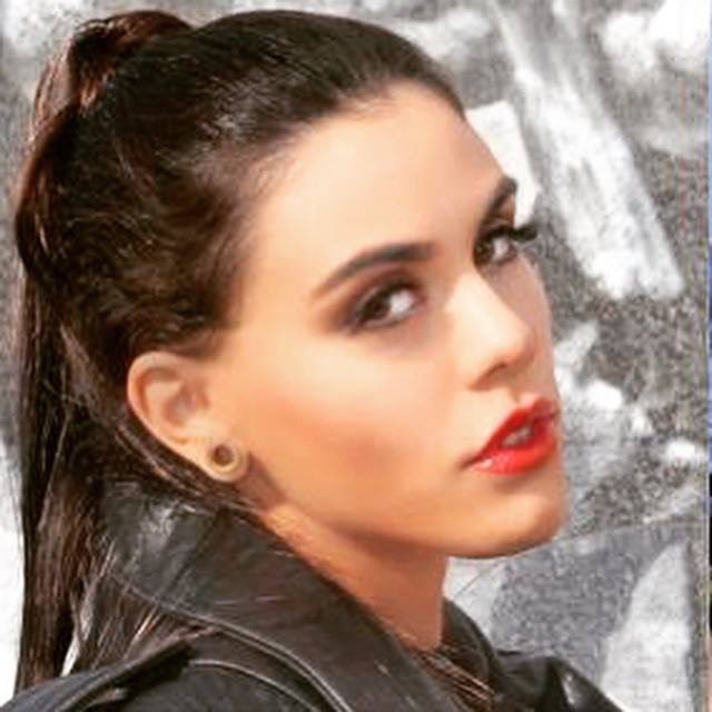 #copertina #voguemaker  <a href="/giusy_randazzo/">Giusy Randazzo Queen ✨</a> ❤️

#photography #doctorharley  #mua  #sofiablinda @sofiblinda 💄 @Doctorharley @ernestodoctorharleyprinzi 📸 #milanofashionweek #milano 

#giusyrandazzoofficial #giusyrandazzo #realteamtv @giusyrandazzoofficial <a href="/RealTeamTV/">Real Team TV</a>