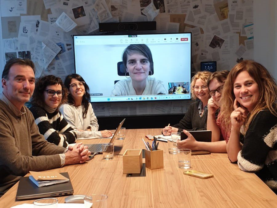 Ara mateix, primera reunió dels mentors culturals del Premi Lluís Carulla! 💼🎨