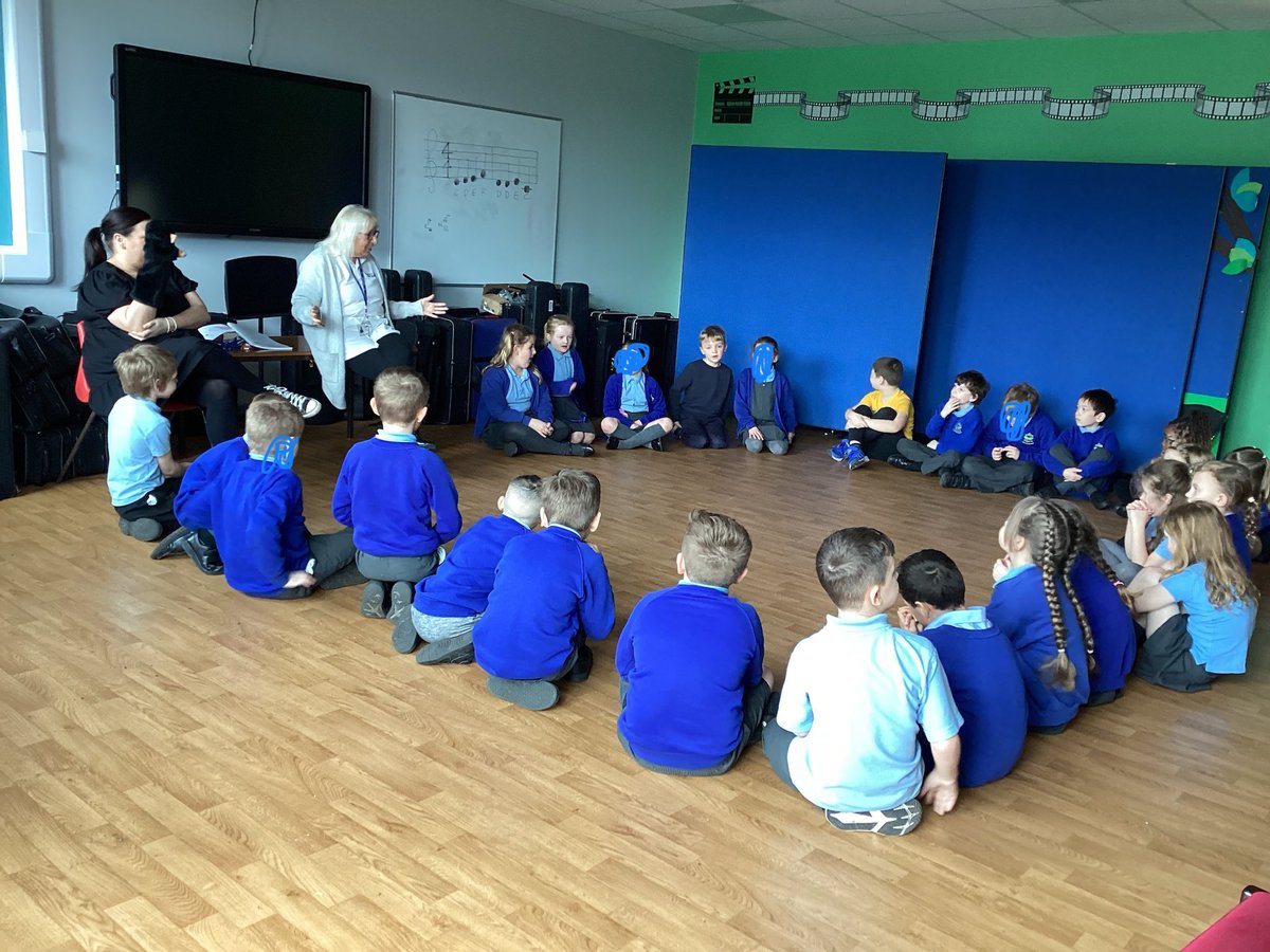 #juniperuhps have enjoyed their <a href="/Kidsafeuk/">KidSafe UK Children's Mental Health & Safeguarding</a> sessions this week with KS