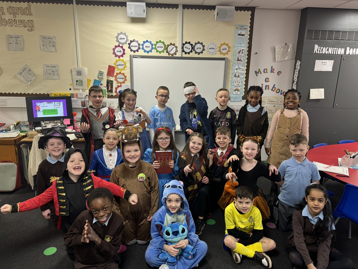 MissBroadley's tweet photo. We love world book day! We dressed up as our favourite book characters 📖 📕 @StBlanesGCC https://t.co/ZFjbFn49Lb