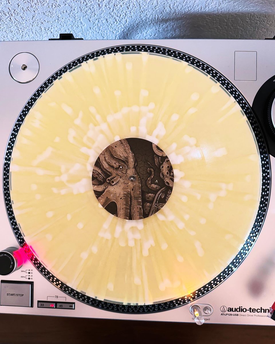 desert_hiker8's tweet photo. Humulus- The Deep
2020

unplayed pile

Italian band, this is a solid album full of sludge and fuzz

#physicalmusic #humulus https://t.co/n9Ost7guXd