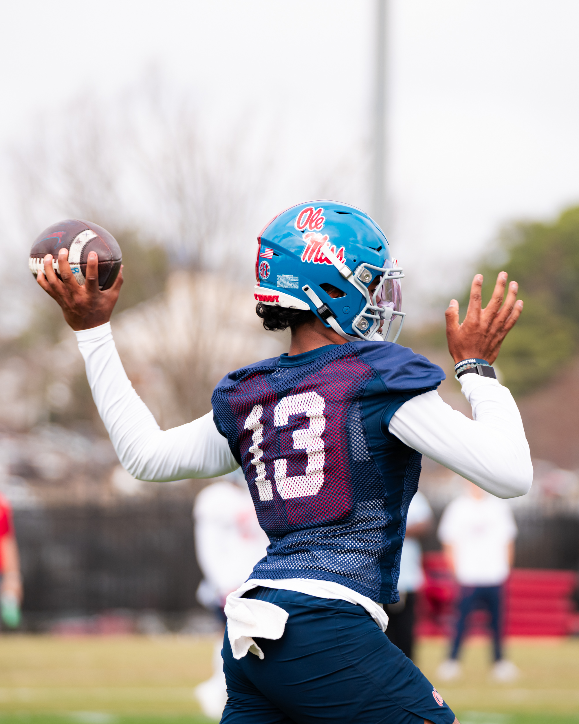 Ole miss football outlet