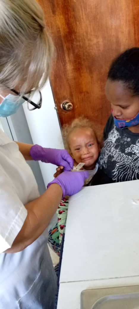 Estado Miranda CDI Las Brisas de Charallave realiza jornada de salud en el consultorio Mamá Bruno  con excelente atención a la población venezolana.
#CubaPorLaVida 🌻
#CubaCoopera🌻
#MujeresEnRevolucion🌻