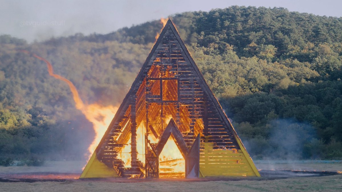 tvguidestuff's tweet image. Midsommar | 2019