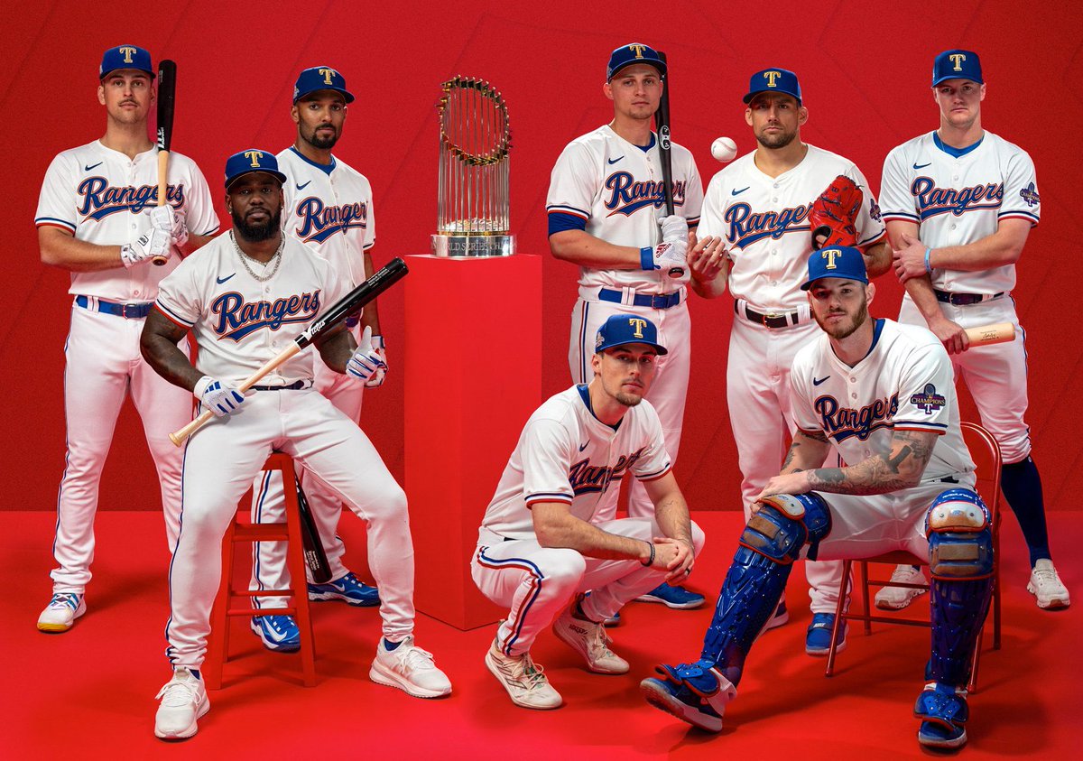 The Rangers just dropped the hardest photo of all time to unveil their 2024 gold collection