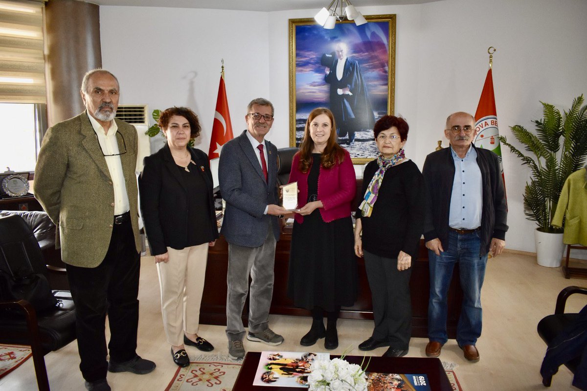 fcalkaya35's tweet photo. Balçova Atatürkçü Düşünce Derneği Başkanı Sayın Cengiz Kanat ve Yönetim Kurulu Üyeleri ziyaretimize geldiler. 
Nazik ziyaretleri ve dostlukları için çok teşekkür ederim. https://t.co/icEG3gkW86