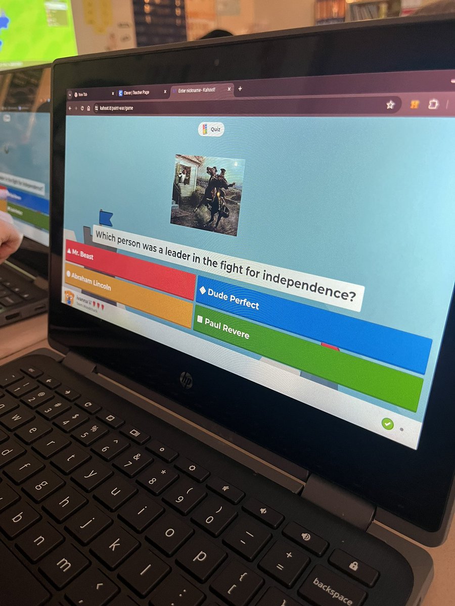 Garman_2ndSTARS's tweet image. Reviewing for our history test is extra fun when we use @Kahoot #teamchallenge mode @HanStElem. #hpsdawesome