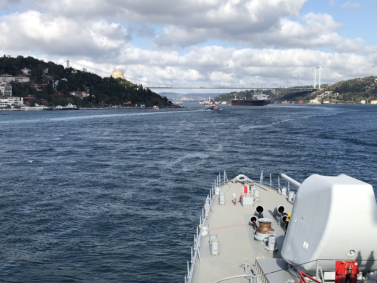 #tbt #navy #istanbulboğazı #istanbulstrait #denizcilik #kuvvet #tb #nature #naturelovers #NaturePhotography 🌊🌊🌊Bir boğaz geçişimden