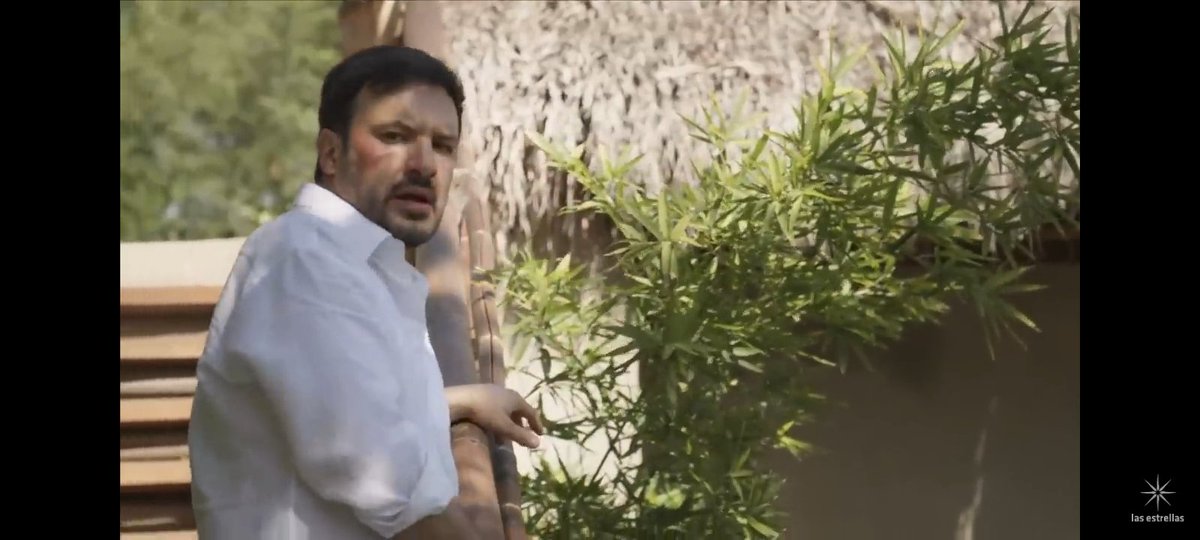 Real_E12's tweet photo. Capitulo 2 
Zaid mata a Alejandro 
Yo: Ahi mucha gente en el mundo y tambien era un viejo corrupto!🙈
#TeamZaid #TeamVillanos 💅🏼
#MareaDePasiones https://t.co/N9UsYpbINu