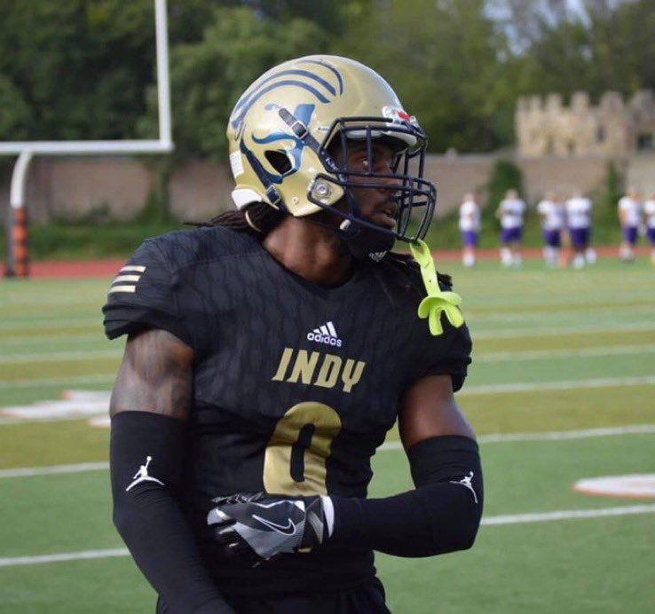 All glory to God!! After a great conversation with <a href="/Coach_CDahlke/">Chandler Dahlke</a> I am blessed to announce I have received an offer to play for <a href="/DreamU_IndyFB/">Indy CC Football</a>!!! <a href="/eforcefootball/">EForce Football</a> @OregonHSfb <a href="/AlexBrink10/">Alex Brink</a>