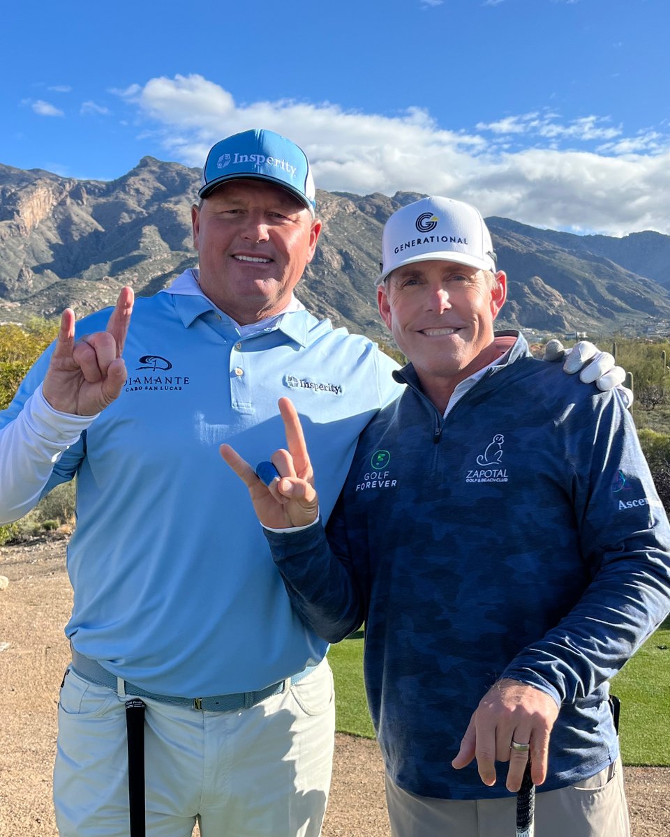 7-time Cy Young winner and a major champion 🤘

@RogerClemens played alongside @JLeonardGolf during today’s pro-am <a href="/CologuardGolf/">Cologuard Classic by Exact Sciences</a>.