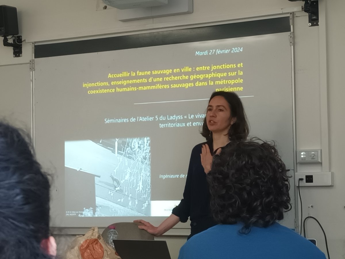 AudeLalis's tweet photo. Soutenance des étudiants du Master BIOTERRE LADYSS - Gestion et Perception de la biodiversité urbaine avec @pierre_scht #marycapon #ARMAGUEDON https://t.co/NJx1iufKfa