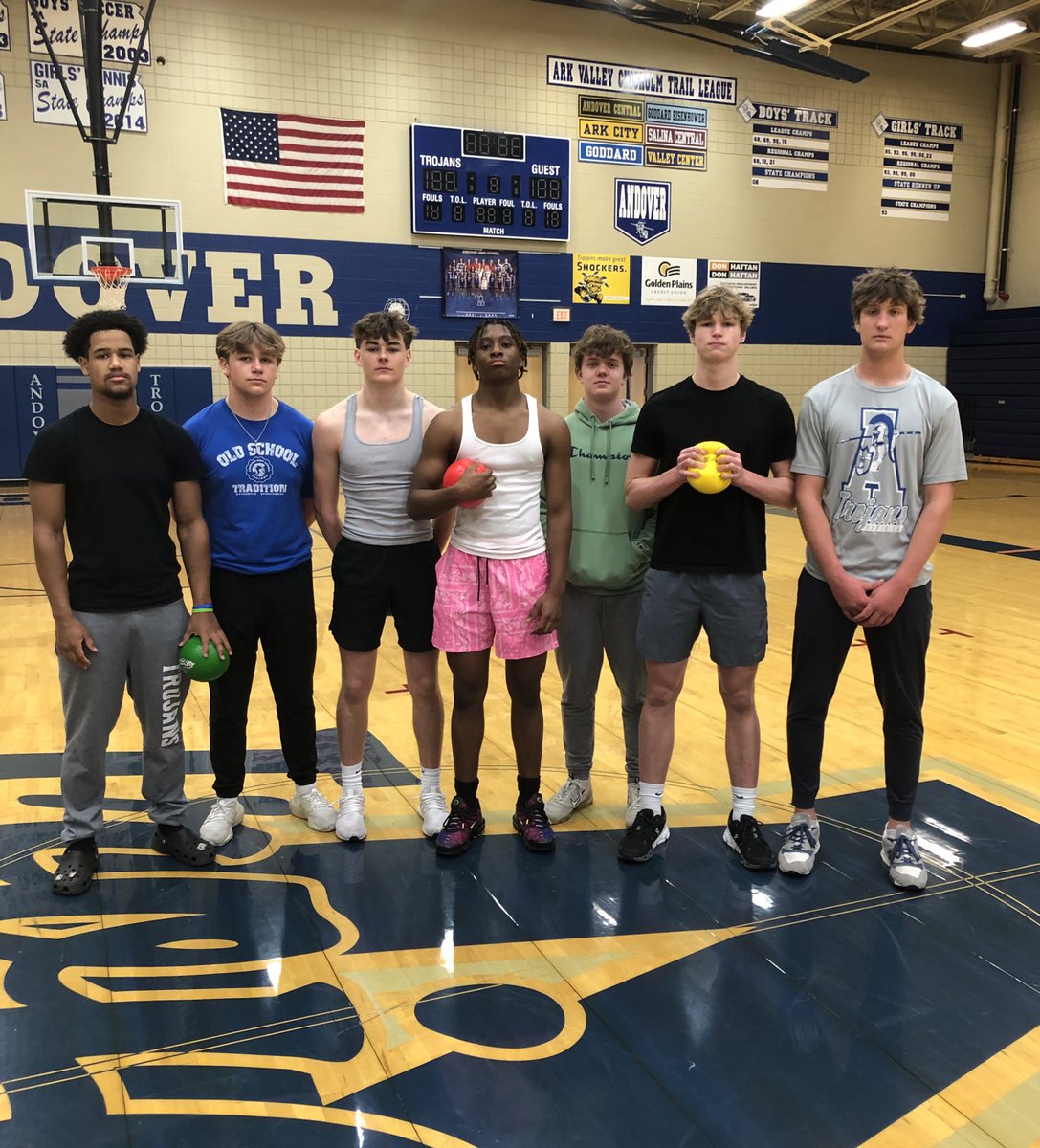Pillagers are the dodgeball champs‼️#TrojanWar