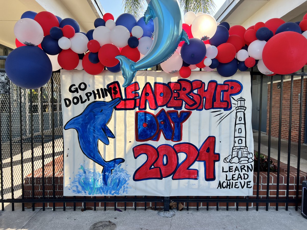 HillsboroughSch's tweet photo. .@HCPSLanier welcomed friends, family, and guests to campus this morning to celebrate their annual Leadership Day!

The event kicked off with students giving classroom tours and showcase what they’ve learned as being part of a Leader in Me Lighthouse School. https://t.co/LHnP5Isfsc