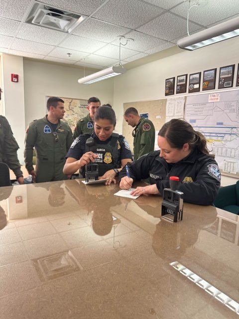DFOLaredo's tweet photo. The Del Rio Port of Entry was invited onto Laughlin Airforce Base to process the arrival of the Oaxaca Mexican Airforce FAM T-6 Squadron, who will be participating in the Laughlin AFB “Fiesta of Flight” airshow on March 9 to showcase their skills, professionalism, and tactics. 🛫 https://t.co/hKriyY9uQy