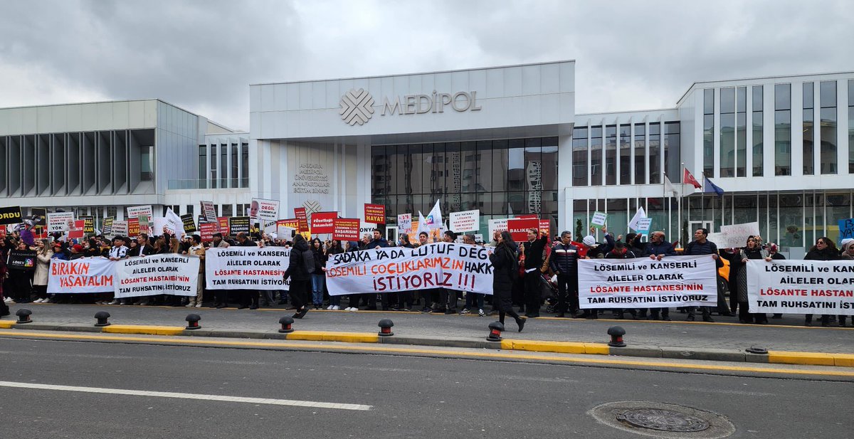 LÖSANTE’YE NEDEN TAM RUHSAT VERİLMİYOR !! 
#LösanteyeTamRuhsat
<a href="/losev1998/">LÖSEV</a> <a href="/drfahrettinkoca/">Dr. Fahrettin Koca</a> <a href="/saglikbakanligi/">T.C. Sağlık Bakanlığı</a> <a href="/tcbestepe/">T.C. Cumhurbaşkanlığı</a> <a href="/RTErdogan/">Recep Tayyip Erdoğan</a>