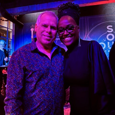 CASmusicProd's tweet photo. Kym Still’s SOLD OUT show at @Southphl, in Phila was spectacular.  Our song, Revolution was beautifully received.  All night, the band was riveting.
Congrats  @StillKym , BILL STEWART, AL PENDER, TREV RIVERS, SAM RICCI  and  REGGIE HARRIS.   #SouthJazz #Revolution https://t.co/184oFROTIz
