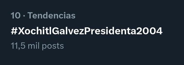 PonchoGutz's tweet photo. 11,500 personas completamente reales queremos que Xochitl viaje al pasado y sea la presidenta del 2004 ❤️ https://t.co/ulcbYvZAkM
