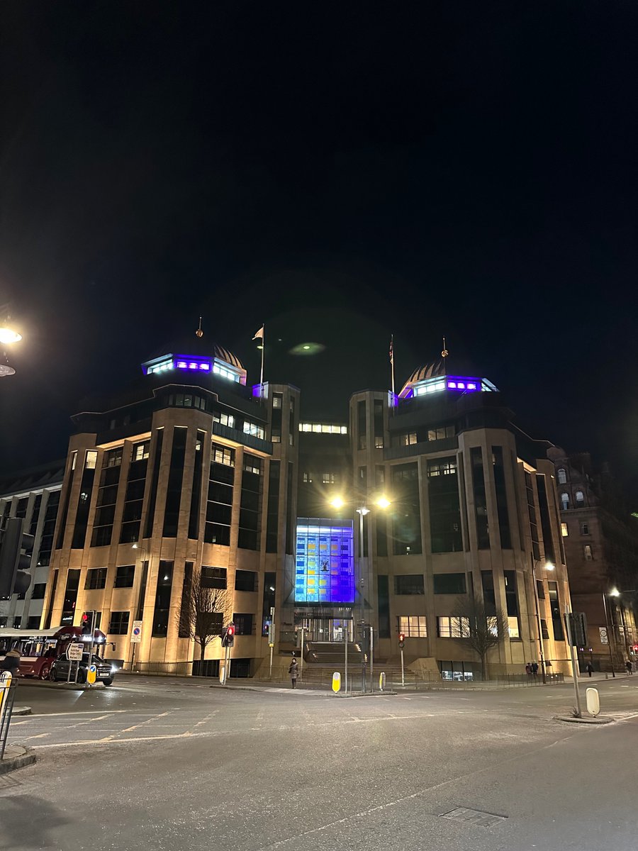 As we celebrate #InternationalWomensDay and to #InspireInclusion among colleagues, customers and society, we’ve lit up Standard Life House in Edinburgh. We believe women need to be supported in the workplace to enable them to stay in work and help save for the future they want.