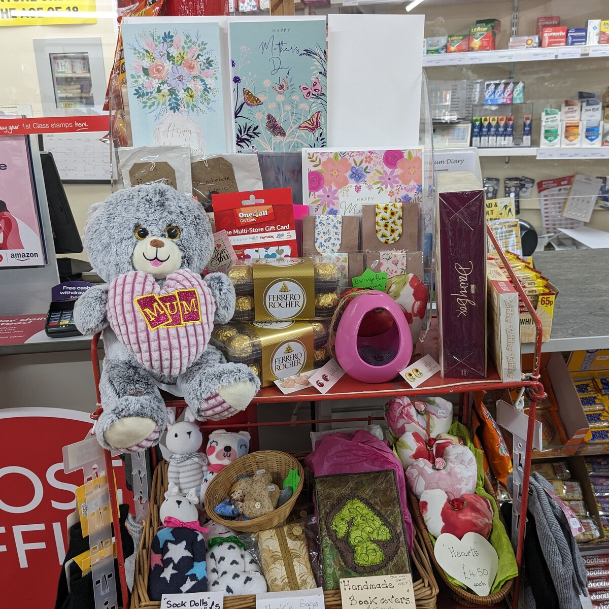 Still need to get something for mum this mother’s day? Pop in and see us, we have a range of gifts in stock! #MothersDay
