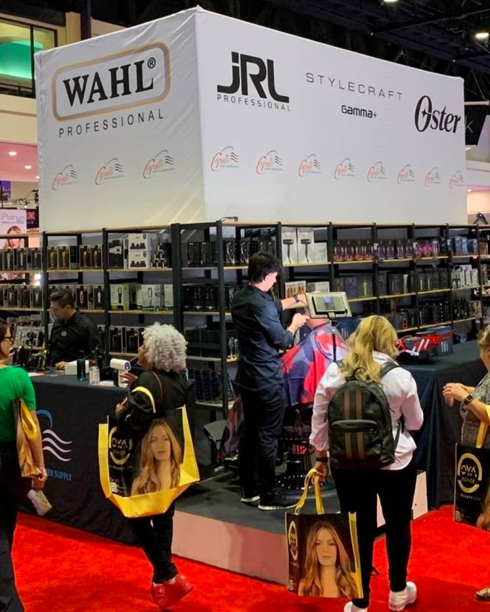 epicadco's tweet image. Planning an event? We've got the coolest custom products at Epic Advertising. Your brand deserves the spotlight – let's make it shine! 🌟
-
-
-
#eventplanning #brandspotlight #customstyle #shinewithus #epicmoments #brandingmagic #eventessentials #uniquepresence #brandshine