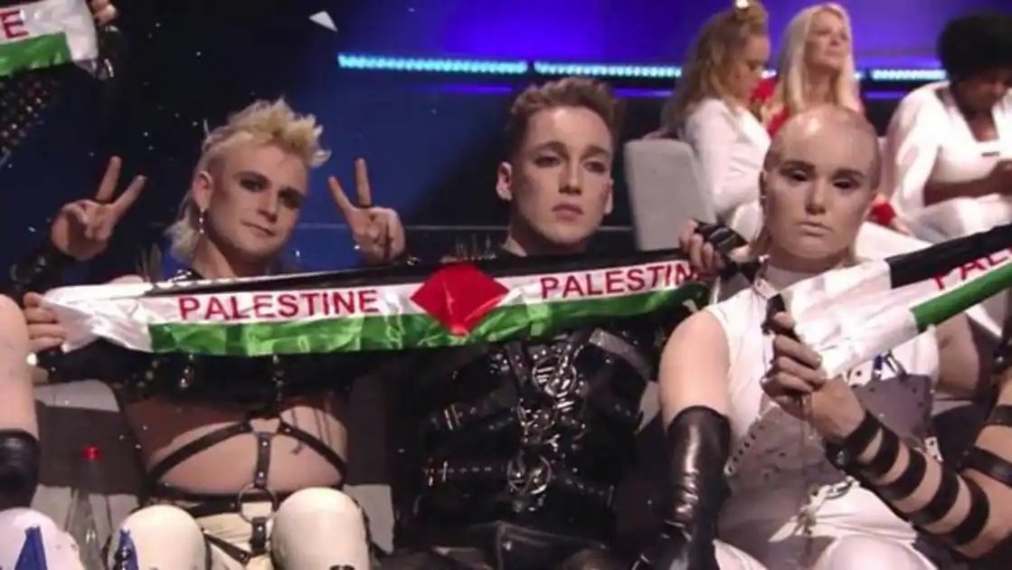 islandia multada por hacer esto en 2019 y los genocidas de israel participando libremente este año. eurovision es pura propaganda otanista y lo va a ver tu tia la de burriana🖕