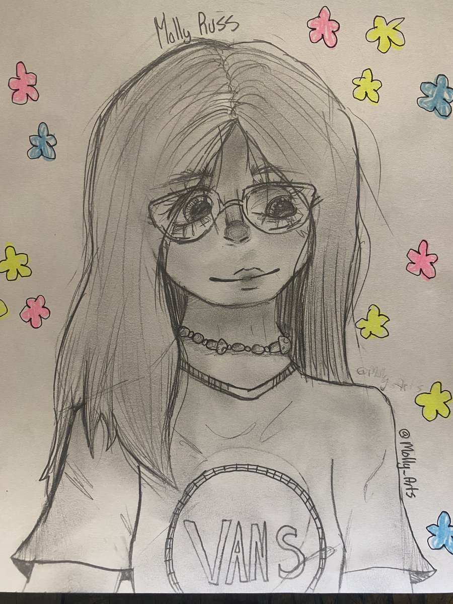 When your 6th grade independent self-portrait practice copies are draw dropping 😮. Great job Trinity H-M and Molly R 👏🏻. #futurestars <a href="/PrincipalDauria/">Marissa Dauria</a>