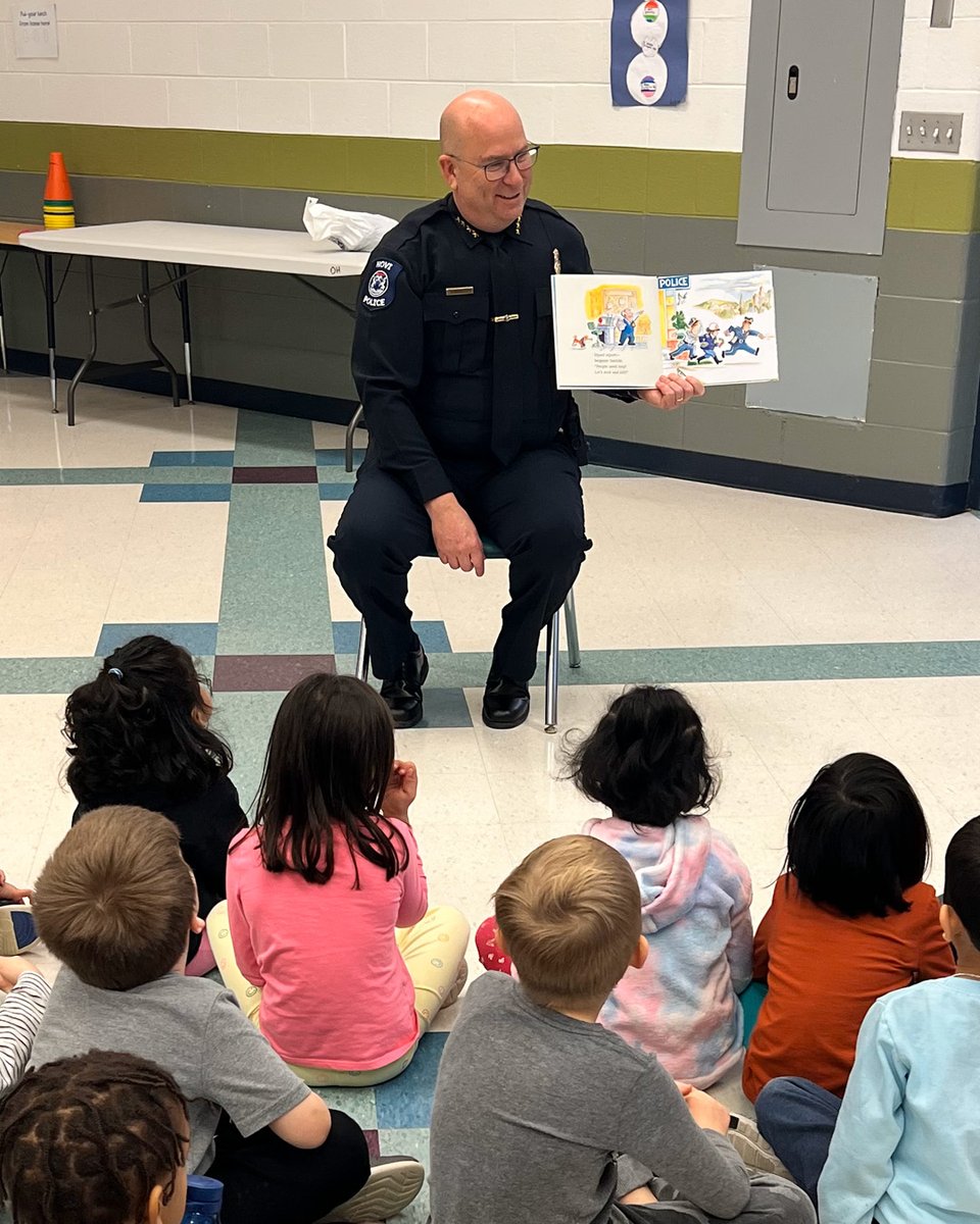 March is Reading Month and Chief Zinser loves spending time with our most precious residents. Thanks to the students at Orchard Hills Elementary for hosting!