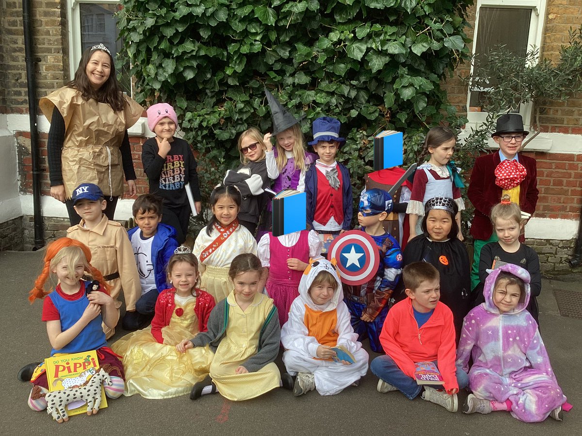RPPS_LowerS's tweet photo. Strong #WorldBookDay costume game from #RPPSyear2 as they indulge in their ❤️ of 📚 (and of dressing up!) @RPPS_Library #RPPSEnglish https://t.co/e6sE59qLkq