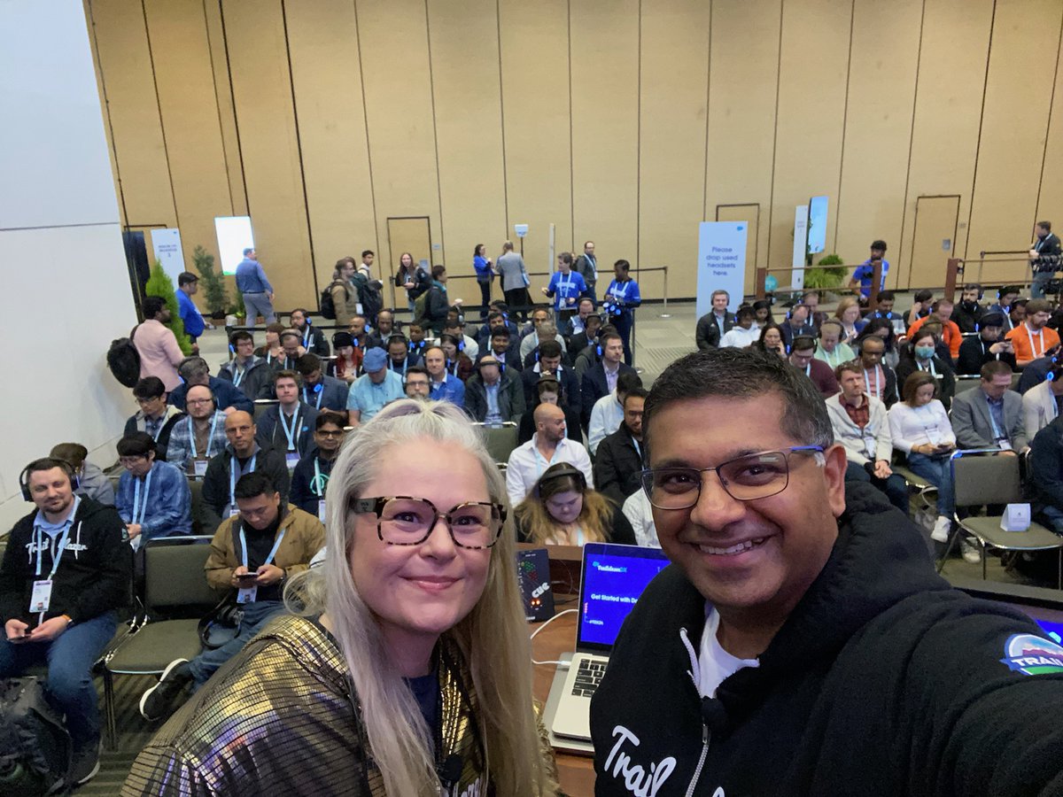 teaching @SalesforceAdmns how to get started with Data Cloud with @arvindraman at #TDX24
