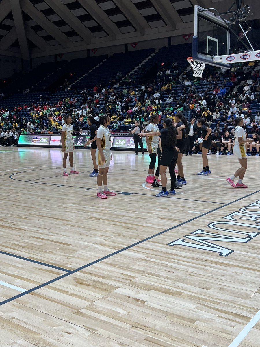 We are underway @OfficialGHSA 2A girls state championship as the Josey Lady Eagles take on Mt. Paran. Both teams come in 28-3 on the season. @WJBF @WJBFSports