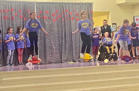 LkwdSchools's tweet photo. The @LkwdLincoln Jump Rope Club performed for the school's celebration for completing the Kids Heart Challenge, which raises money for the Amer. Heart Assoc. Students raised $10,830! Kudos to the students &amp; to PE teacher Nicole Anderson for such great spirit &amp; big hearts! 💜💛 https://t.co/0ywTabsjnq