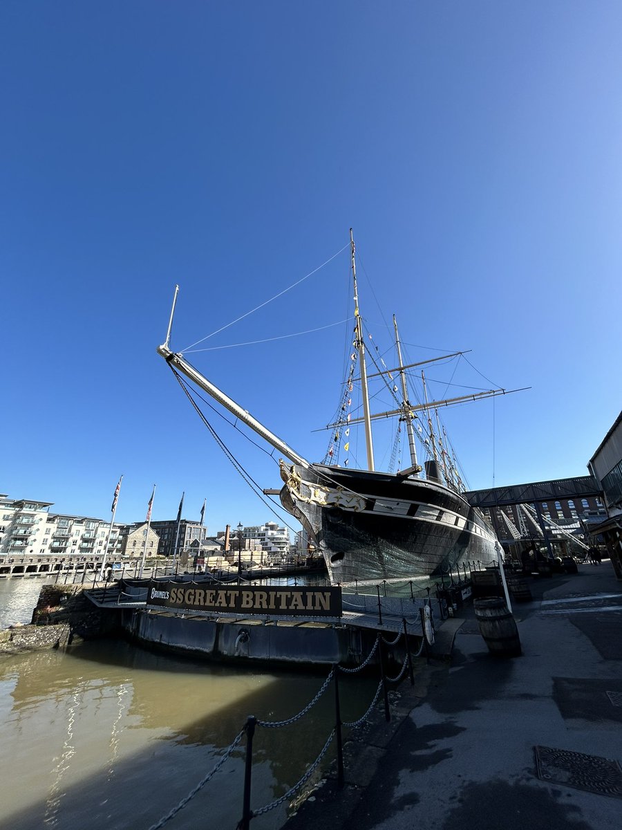 Almost back home in Brighton after a trip to Bristol - my first ever work trip! Very exciting meeting with Bristol Museums and Liverpool Museums about exciting future projects!! Found some time to do some Brunel-themed sightseeing too.