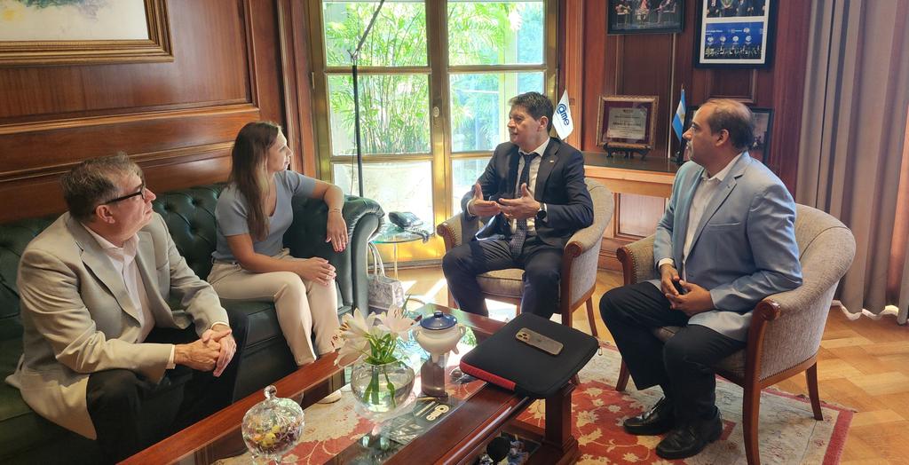 redcame's tweet photo. ENCUENTRO DE TRABAJO CON @AIEPBA, REPRESENTANTES DE PYMES EDUCATIVAS

El presidente de #CAME, @AlfredoGZChaco, recibió en la entidad a representantes de @AIEPBA, para continuar con una agenda de trabajo en conjunto que impulse el desarrollo del sector y junto al departamento de @EstadisticaCame, generar análisis sobre la actividad educativa.

#EsConLasPymes