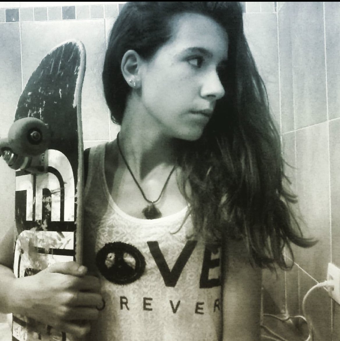 FreeMomotrashh's tweet image. #2014 #disobey 🔥👽👽 #retrica
