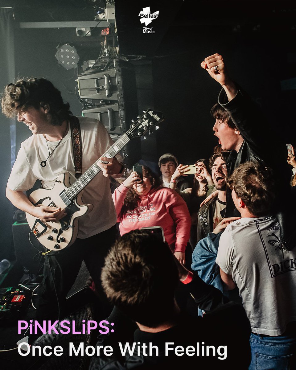 This night last week saw one of the all-time great hometown shows here in Belfast: @pinkslipsni at @Voodoo_Belfast. From the stage of the packed-out Fountain Street venue, the alt-rock contenders capped their first-ever tour in style 🧵(1/5)