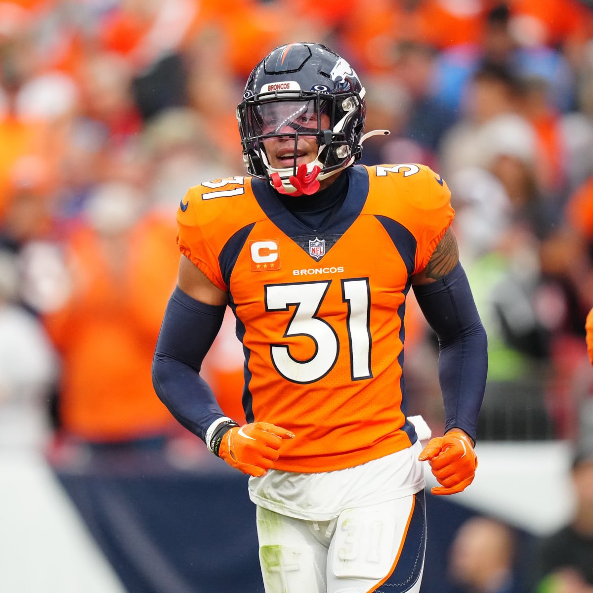 TheBlue_Stable's tweet photo. List one free agent signing that you’d really like to see. 

We’ll start: https://t.co/pR0J6L48Ih