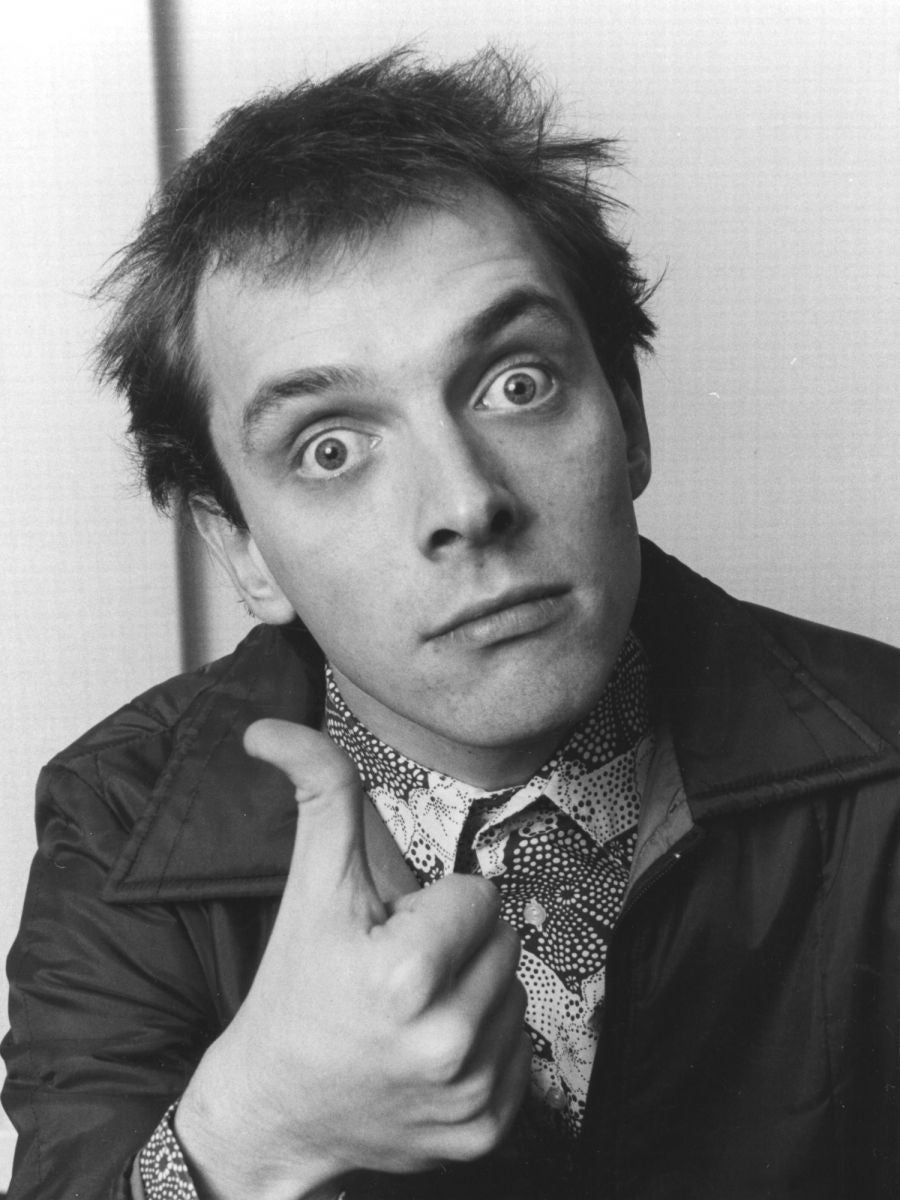CAOH110291's tweet photo. Remembering the bloody brilliant Rik Mayall on his birthday 💖💖 https://t.co/QohGeuv0XW