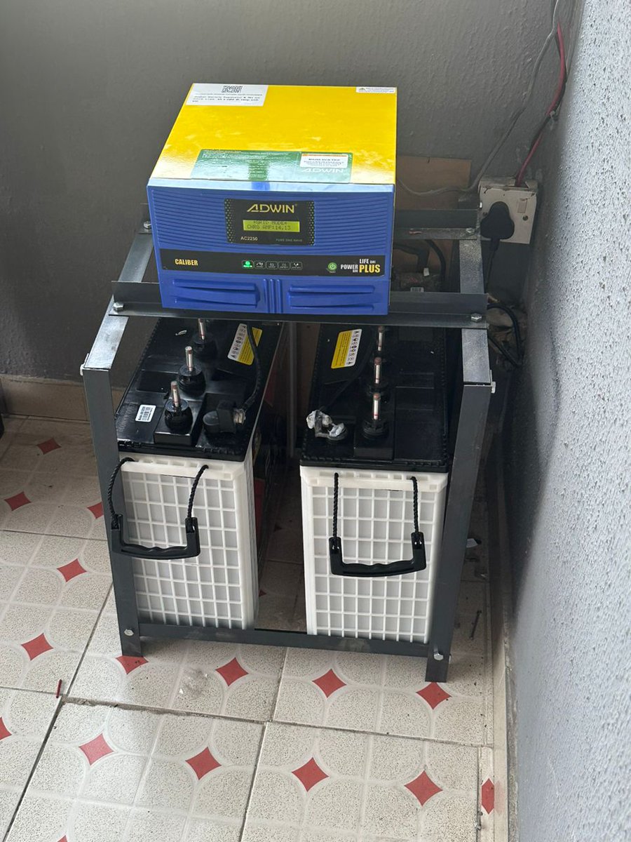 SeleniumTeck's tweet image. Today In Ogudu GRA, We executed a First Class 2.5kva inverter &amp;amp; 2x 220Ah Batteries setup 

Our installations are warranty backed | After service support

Call 08181287661 for quotation

Ondo Davido #NINmodification Buju Access bank #Binance Peter Obi Chioma