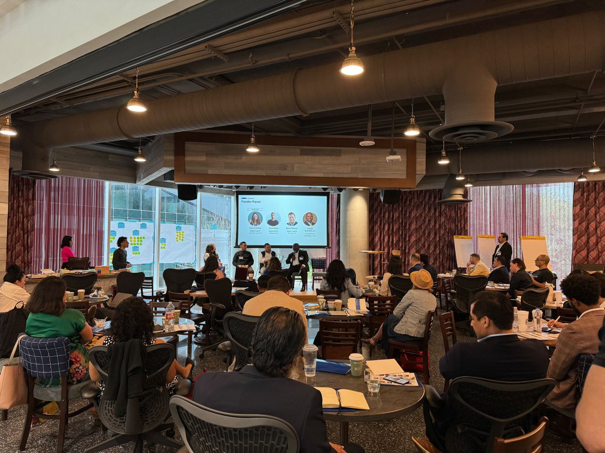 KaporCapital's tweet image. #KaporCapital Chief of Staff @jolynnvallejo is on stage moderating a #funder panel at the #SXSW Venture Latinx Coalition Partner Summit! Stop by the summit to hear her conversation on #vcfunding and #investing with @SlausonAndCo, @AudazCapital, and @Living_Cities.