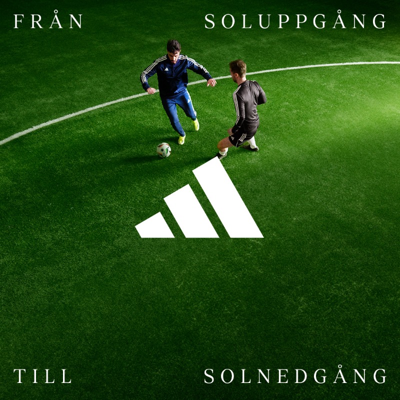 svenskfotboll's tweet photo. I Sverige finns det fotbollsspelare på alla nivåer som fastar under ramadan.

Från soluppgång till solnedgång är ett initiativ från adidas som vill ge muslimer den bästa chansen att slippa välja bort träning eller fasta under ramadan.

Läs råden ⬇️🔗

*Betalt samarbete med adidas