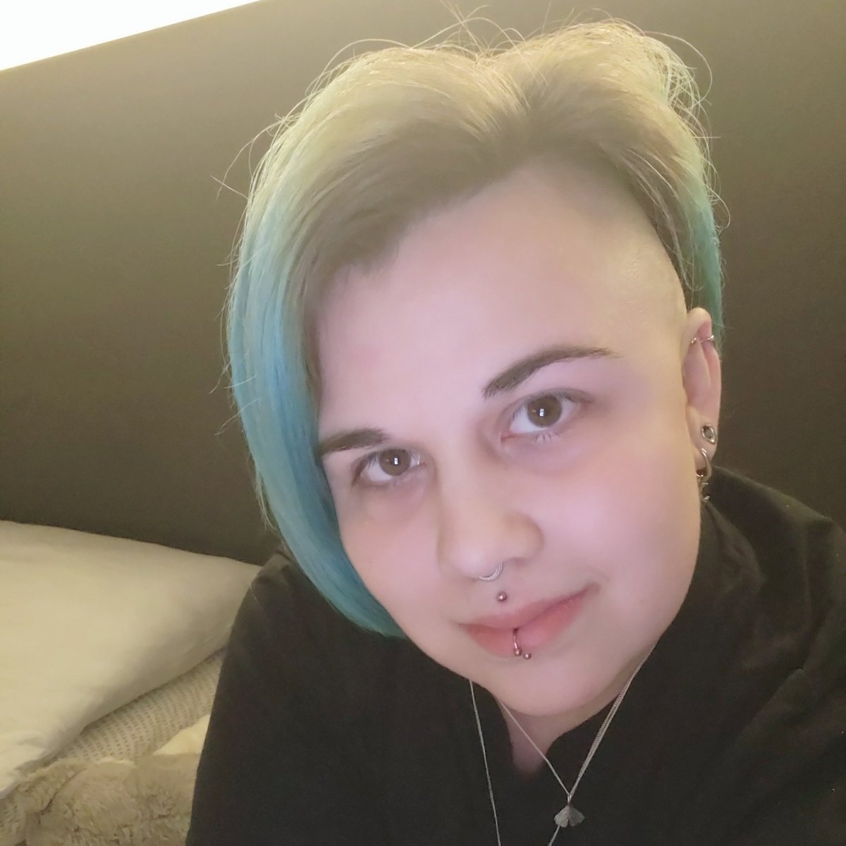 #NeuesProfilfoto #newpiercing #medusapiercing
