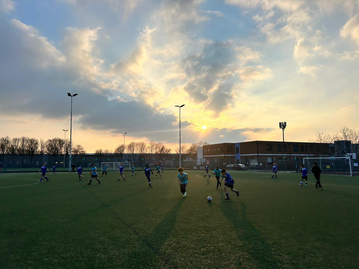 SpringwestAcademy PE tweet media