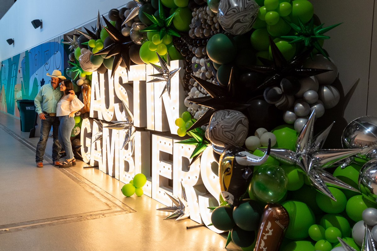 Austin_Gamblers's tweet photo. SXSW has us thinking about how the best party in Austin, TX happens in August… #tbt to last year’s @PBR Gambler Days presented by @tecovas 🤠 Who’s coming out this year on August 23-25 at @MoodyCenterATX ?!
#GamblerDays #ATXgamblers #SXSW #austinevents #whattodoinaustin https://t.co/bikDnIsC5c