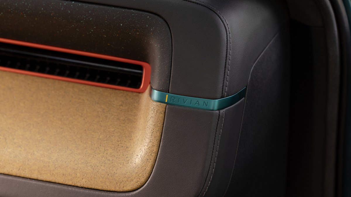Rivian's tweet image. R3X interior is ⚡️
