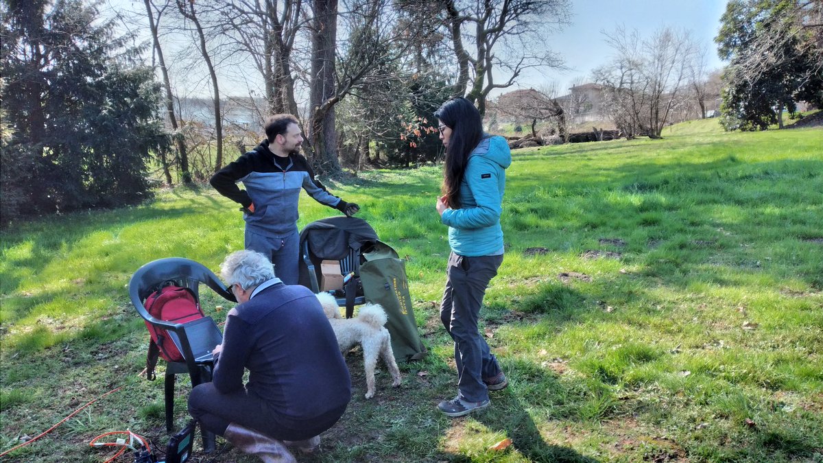 Perigeo_Ins's tweet photo. Testing of geophysical equipment 💪
Thanks Franz for the garden and little helper 🐶
@Argy_sf @GingerFault https://t.co/8DdFUWZXEk