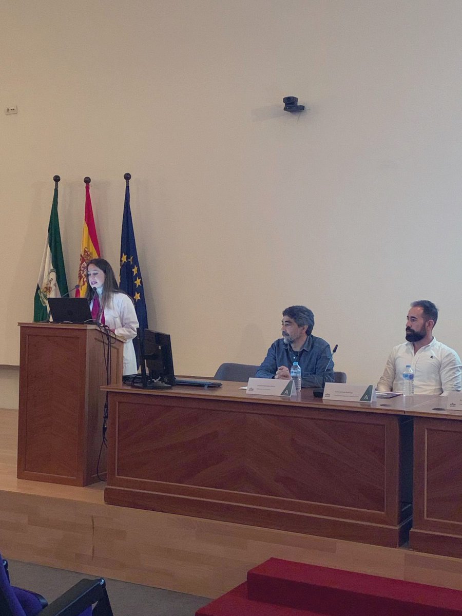 Hoy ha tenido lugar en <a href="/HUReinaSofia/">Hospital Universitario Reina Sofía</a> la I Jornada de Investigación en Cuidados, donde se han reunidos más de 200 profesionales. Estas Jornadas han sido impulsadas por la Dirección de Enfermería @Rocio12257298 y en ellas hemos estado presentes como parte del comité científico!